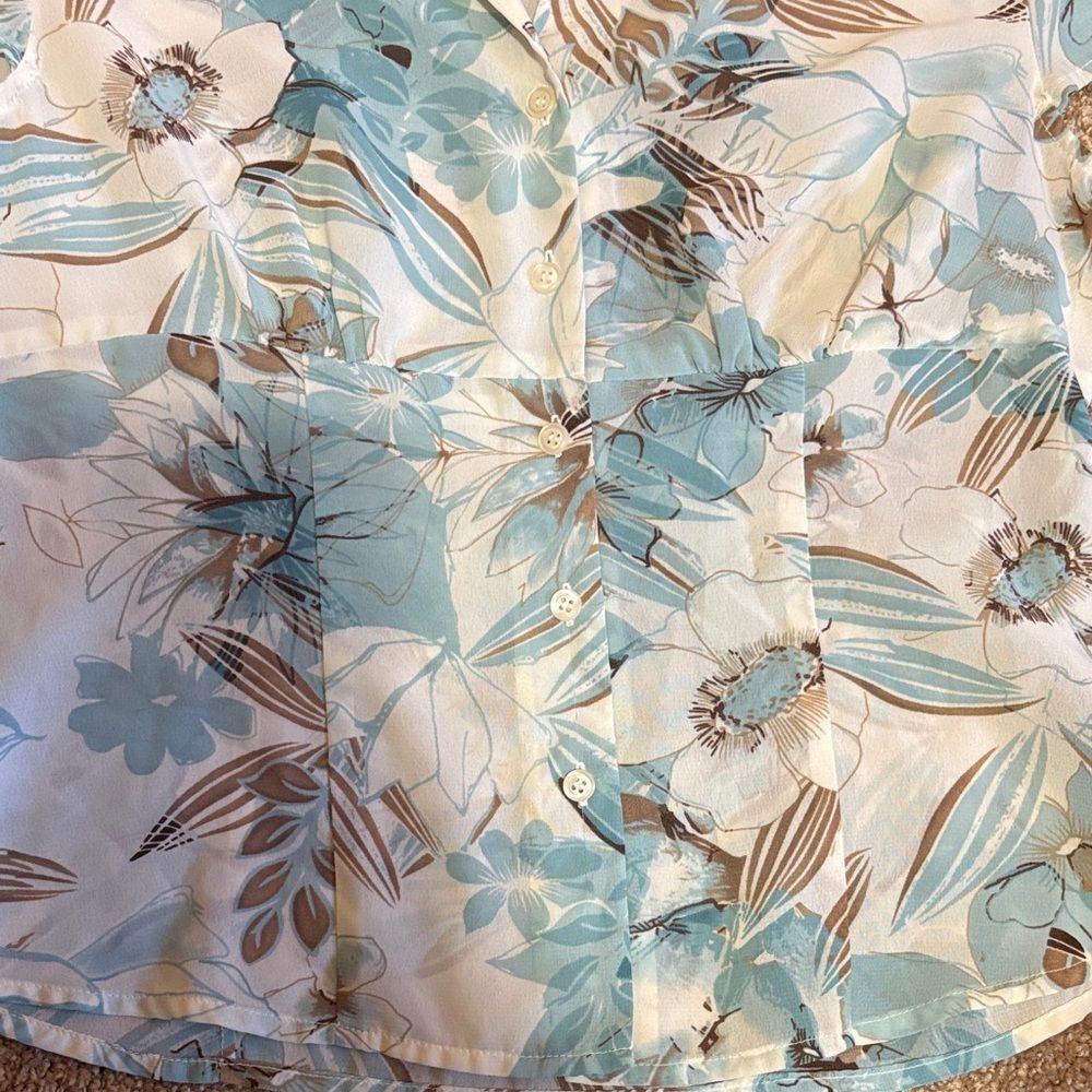 Women's Size 10 Jones Wear Floral Blouse Shirt in Blue, Brown & Cream - Picture 6 of 6